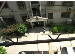 中包公寓的照片